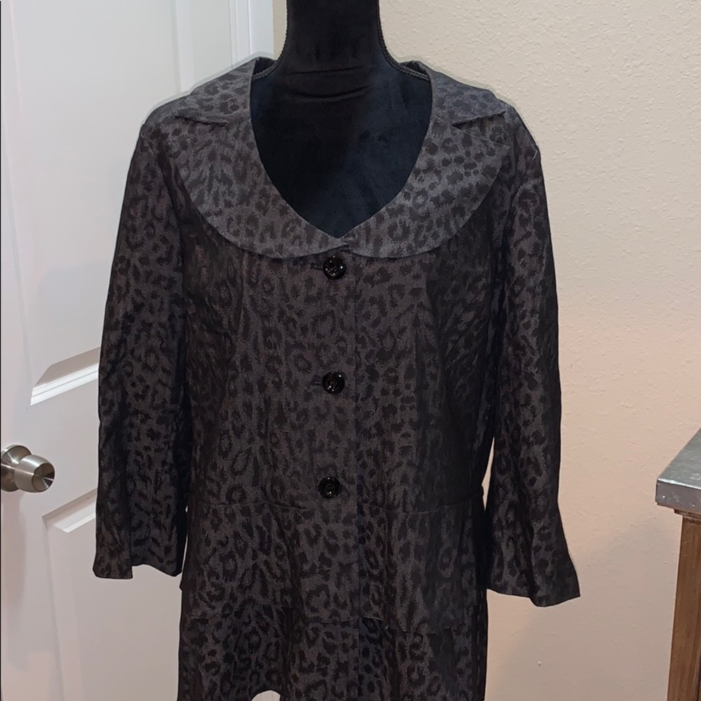 Jacket - Picture 2 of 8